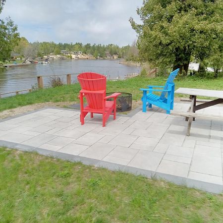 Sauble River Marina And Lodge Resort Sauble Beach Eksteriør bilde