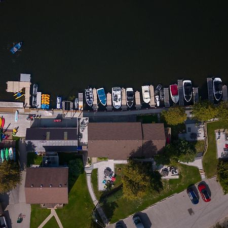 Sauble River Marina And Lodge Resort Sauble Beach Eksteriør bilde