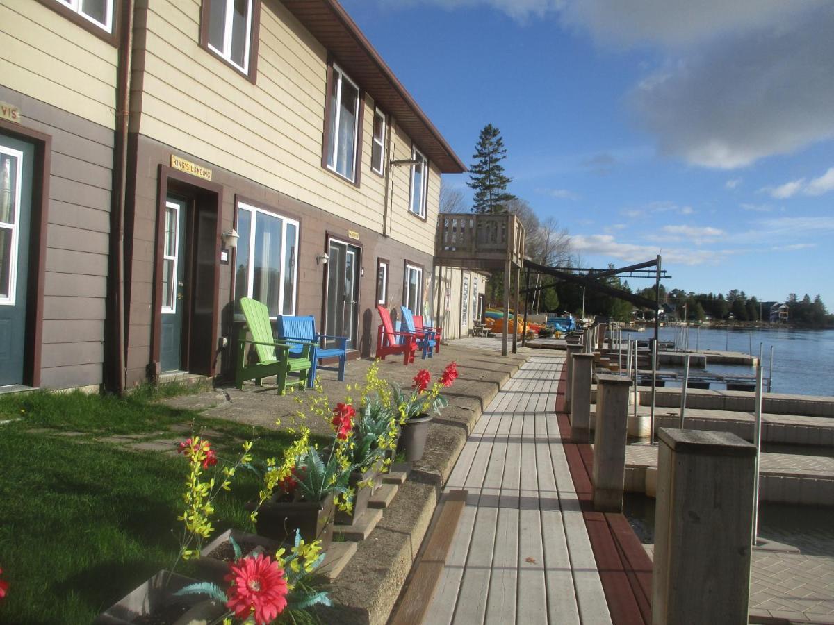 Sauble River Marina And Lodge Resort Sauble Beach Eksteriør bilde