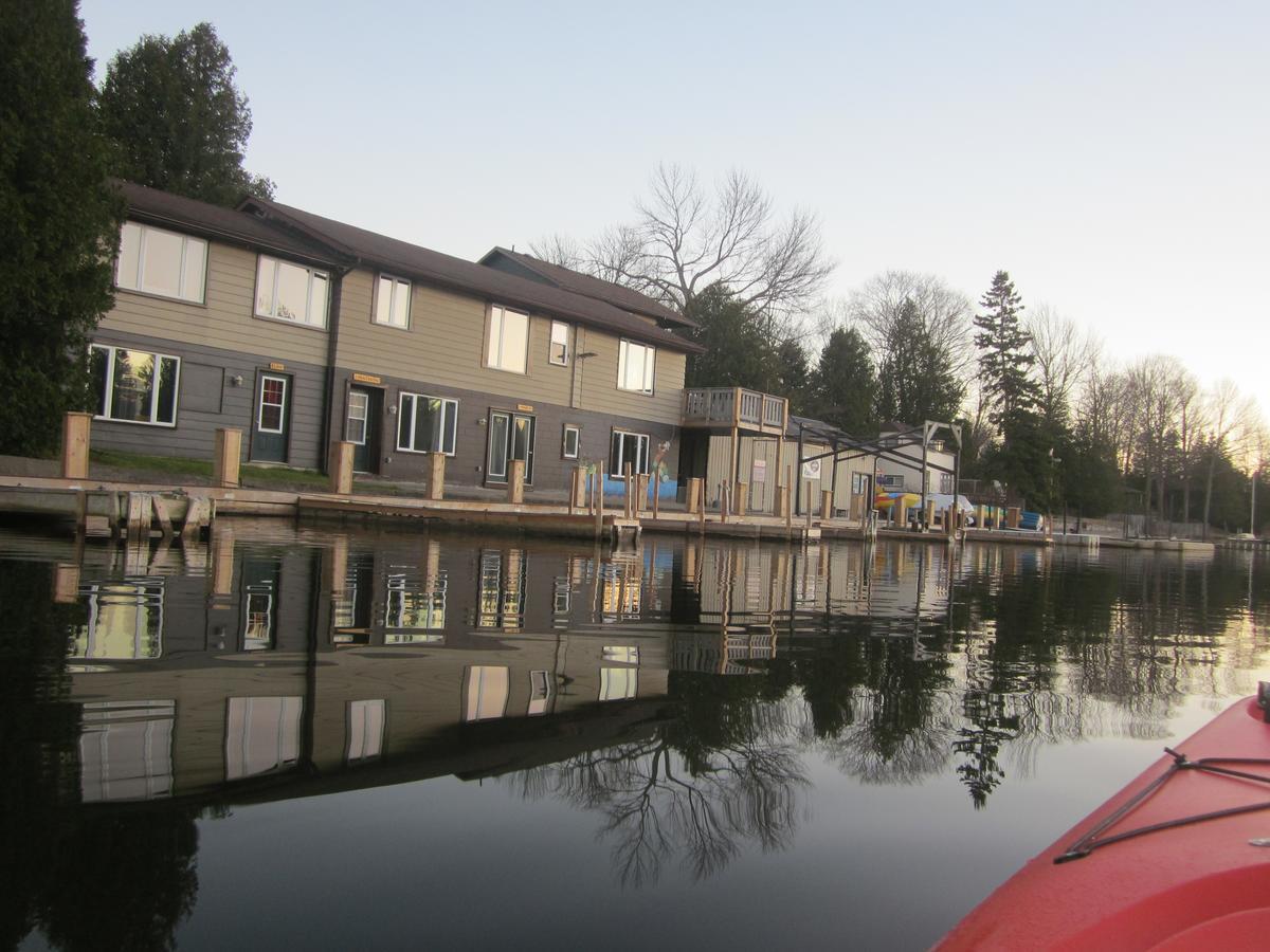 Sauble River Marina And Lodge Resort Sauble Beach Eksteriør bilde